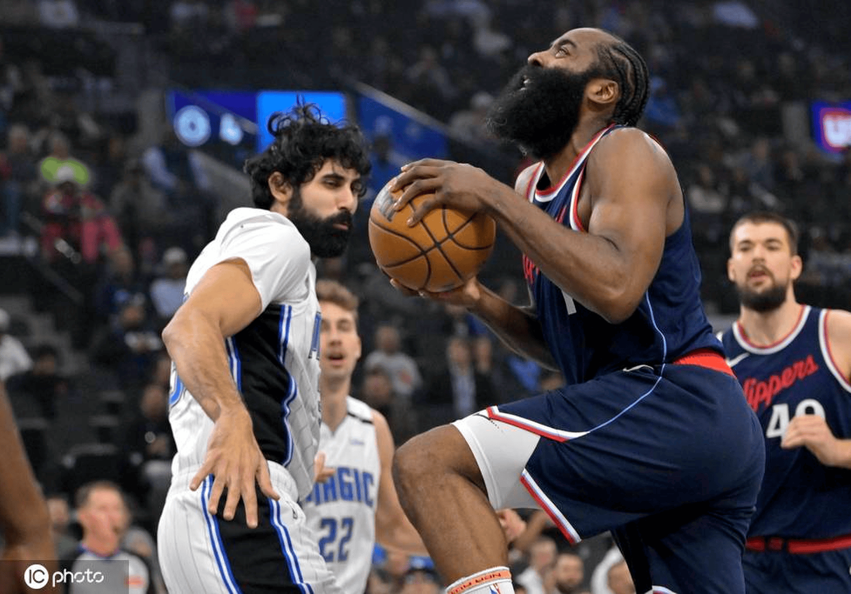 AYX- 哈登关键节点战术调整,法国队带队取胜了吗 