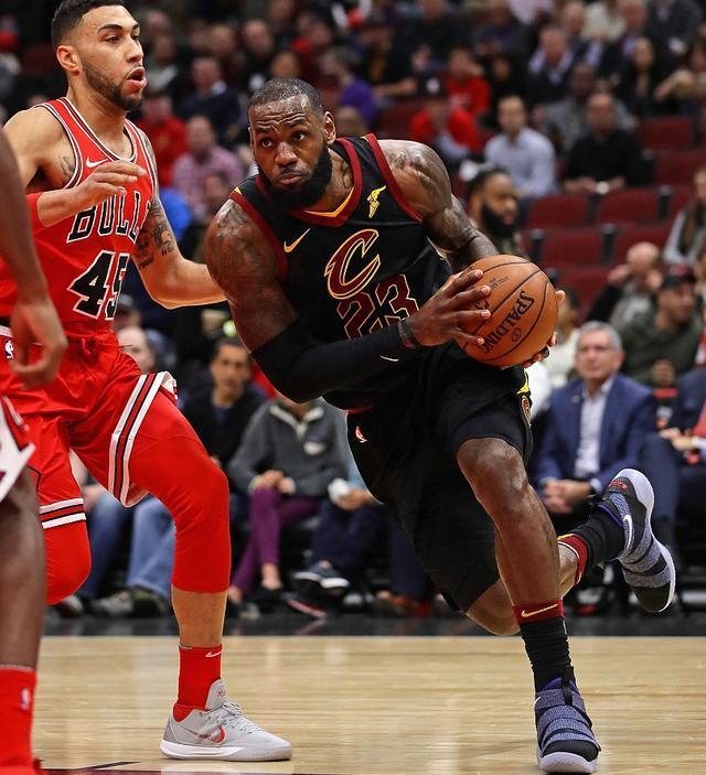 关于蒂姆在TL比赛中关键助攻,关键助攻引发热议!的信息 关于蒂姆在TL比赛中关键助攻,关键助攻引发热议!的信息